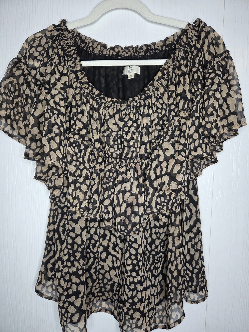 Entro Ruffled Leopard-Print Blouse - Black & Tan-M